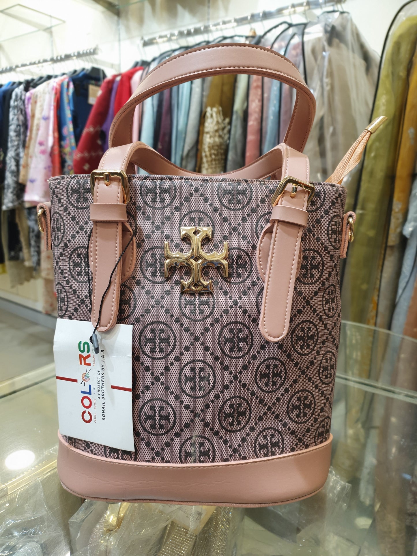 STYLISH BEIGE TAN BUCKET STYLE HANDBAG