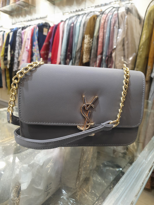 CHIC CROSSBODY BAG
