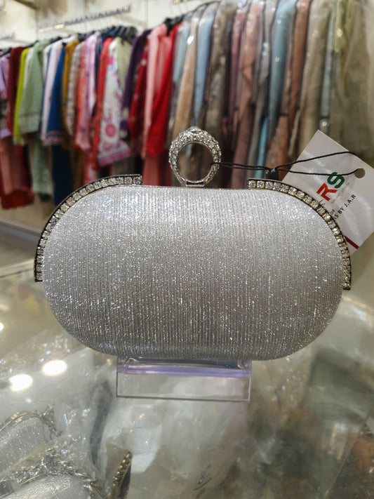 ELEGANT SILVER GLITTER CLUTCH